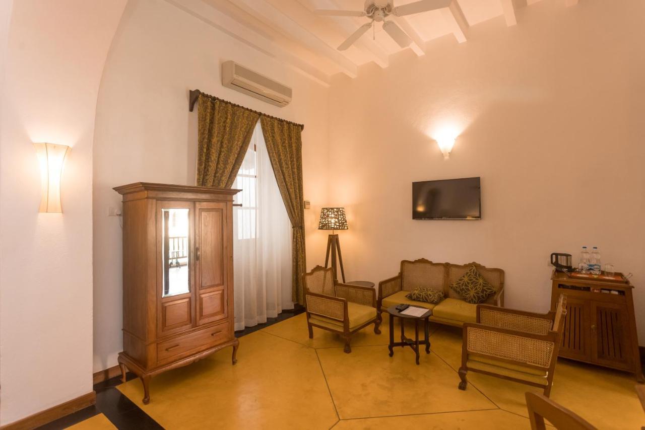 Palais De Mahe - A Cgh Earth Experience Pondicherry Exterior foto